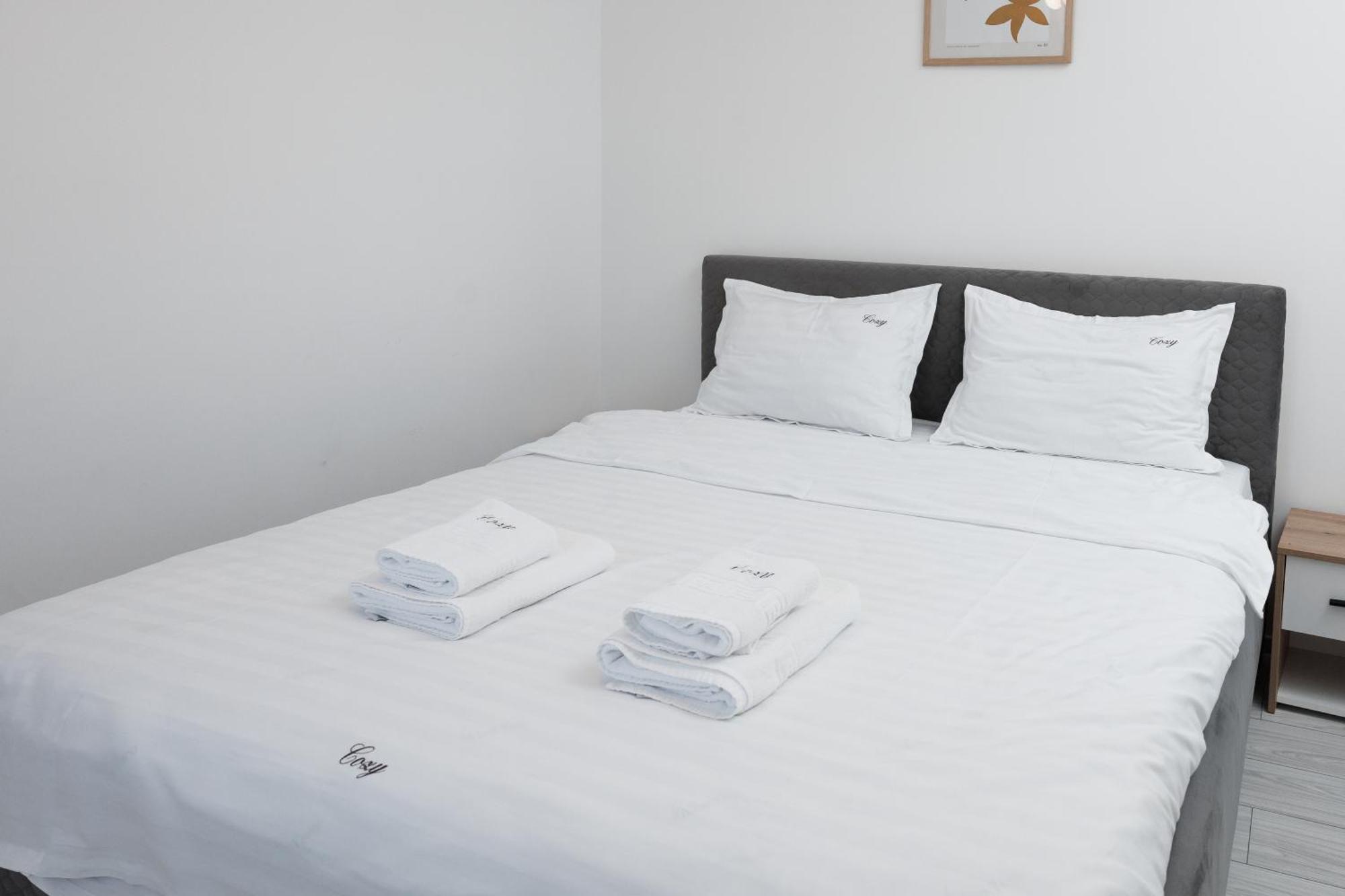 Cozy Aparthotel K Suceava Exterior photo